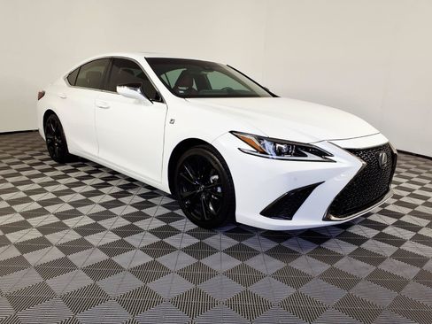 Used 2023 Lexus ES 350 F Sport w/ Accessory Package (Z2) FWD image 3