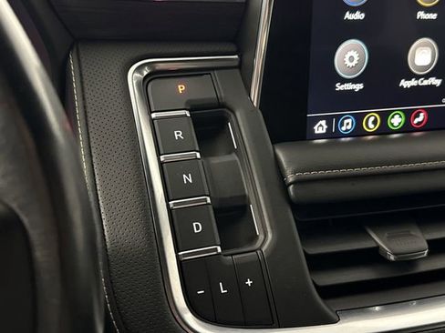 Used 2021 GMC Yukon SLT w/ SLT Luxury Package image 25