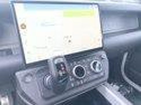 New 2026 Land Rover Defender 90 V8 AWD/4WD image 9