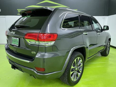 Used 2017 Jeep Grand Cherokee Overland image 10