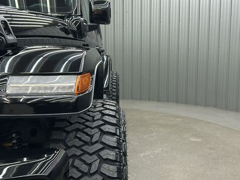 Used 2023 Jeep Wrangler High Altitude image 15