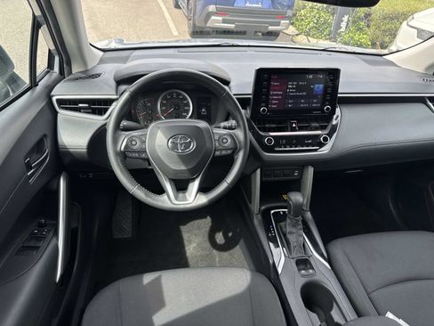 Used 2022 Toyota Corolla Cross LE w/ Black Badges Package (TMS) image 10