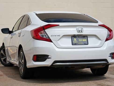 Used 2019 Honda Civic LX image 5