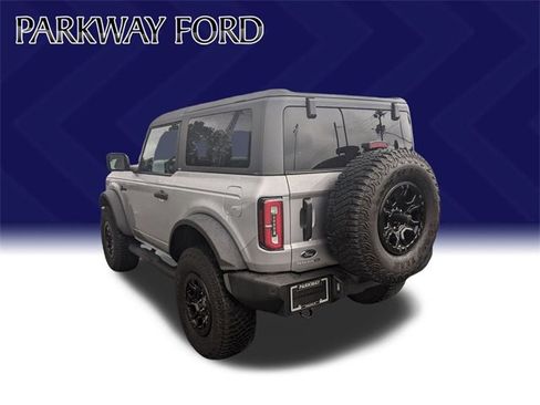 Used 2022 Ford Bronco Wildtrak image 7