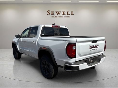 New 2025 GMC Canyon Elevation image 3