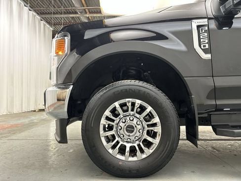 Used 2021 Ford F250 Lariat w/ Lariat Ultimate Package AWD/4WD image 21