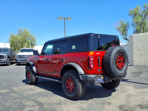 Certified 2024 Ford Bronco Wildtrak AWD/4WD image 4