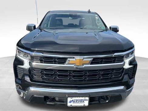 Used 2024 Chevrolet Silverado 1500 LT w/ Protection Package image 9