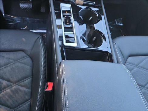 New 2026 Volkswagen Atlas Cross Sport SE image 24