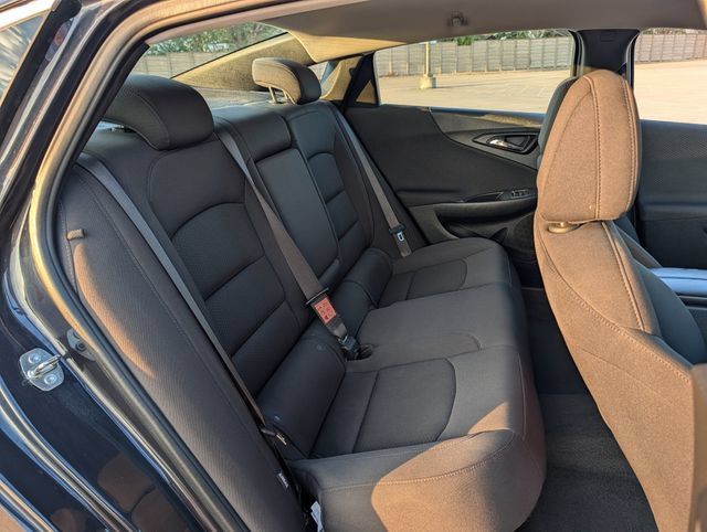 Used 2023 Chevrolet Malibu LT FWD image 25