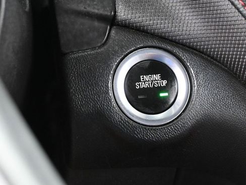 Used 2022 Chevrolet Equinox RS w/ RS Leather Package image 36