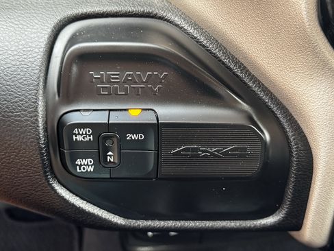 Used 2024 RAM 2500 Laramie AWD/4WD image 21