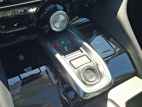 Used 2023 Acura MDX SH-AWD w/ Technology Package image 16