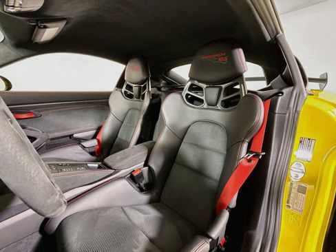 Certified 2024 Porsche 718 Cayman GT4 RS RWD image 5