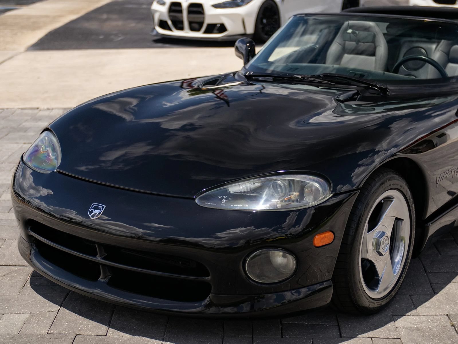Used 1994 Dodge Viper RT/10 RWD image 6