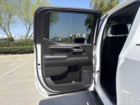 Used 2023 Chevrolet Silverado 1500 LTZ w/ LTZ Convenience Package II AWD/4WD image 11