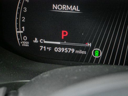 Used 2024 Acura MDX SH-AWD w/ Technology Package image 22