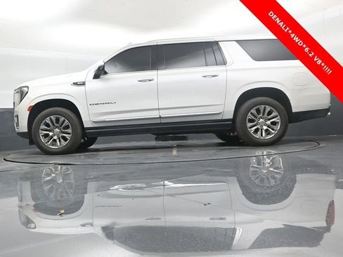 Used 2022 GMC Yukon XL Denali image 40