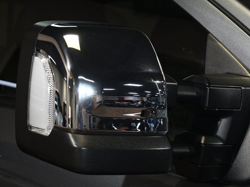 Used 2023 Nissan Titan Platinum Reserve w/ Moonroof Package AWD/4WD image 61