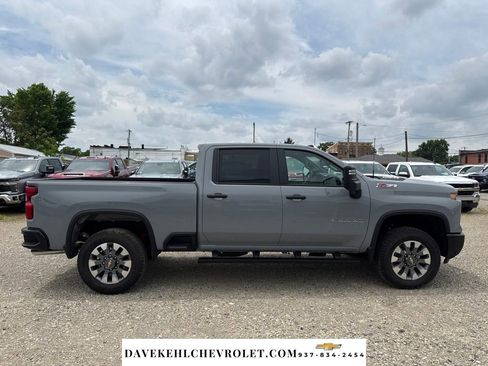 Used 2025 Chevrolet Silverado 2500 Custom w/ Custom Value Package AWD/4WD image 6