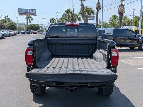 Used 2024 GMC Canyon AT4X AWD/4WD image 6