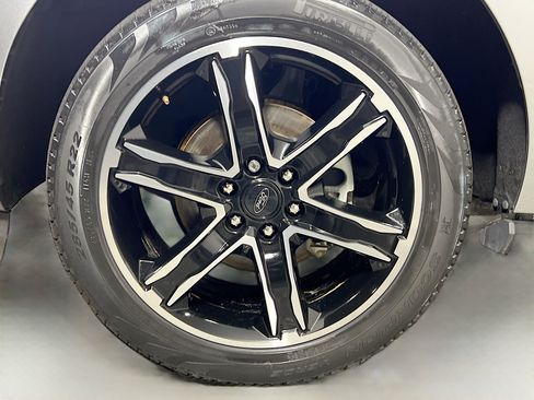 Used 2021 Ford Expedition Limited RWD image 14