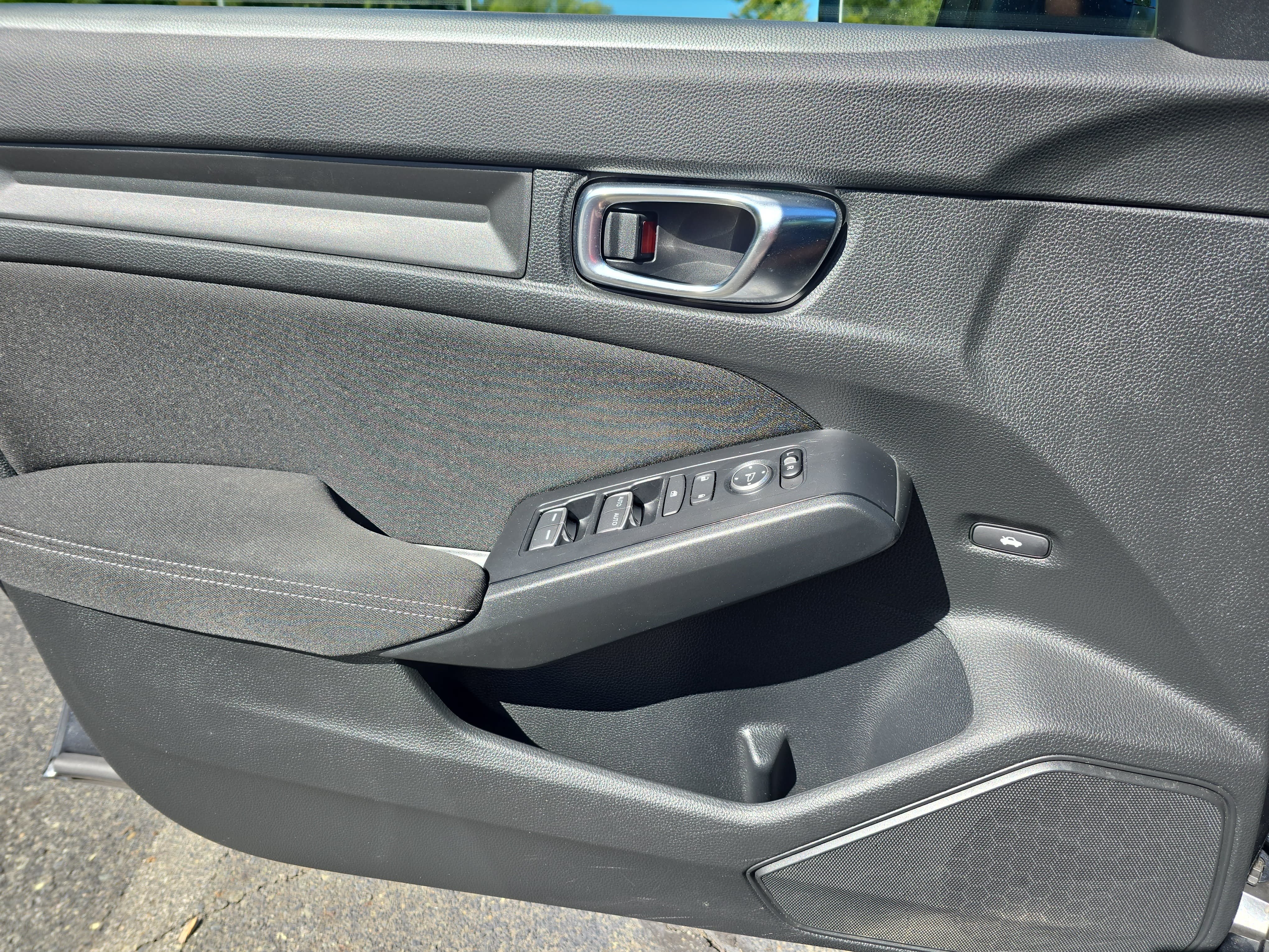 Used 2024 Honda Civic Sport image 26