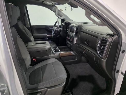 Used 2020 Chevrolet Silverado 1500 RST image 25