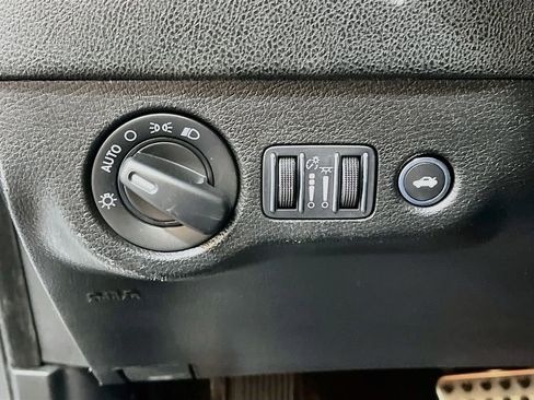 Used 2023 Dodge Charger R/T RWD image 10