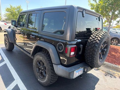 Used 2021 Jeep Wrangler Unlimited Sport AWD/4WD image 2