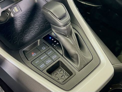 Certified 2025 Toyota RAV4 XLE image 16