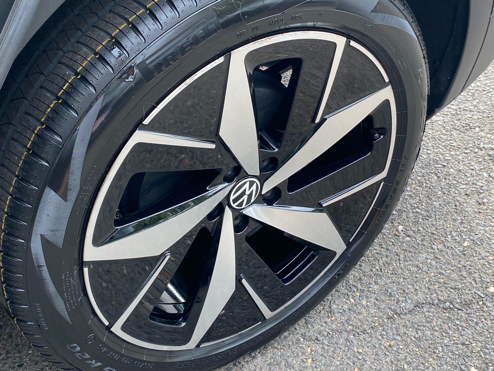 Certified 2023 Volkswagen ID.4 Pro S AWD/4WD image 22