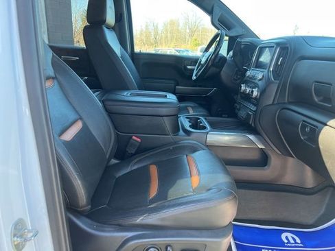 Used 2019 GMC Sierra 1500 AT4 w/ AT4 Premium Package AWD/4WD image 9
