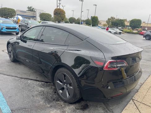 Used 2021 Tesla Model 3 Standard Range Plus RWD image 2