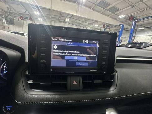 Used 2021 Toyota RAV4 XLE w/ Convenience Package AWD/4WD image 24