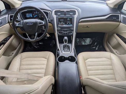 Used 2016 Ford Fusion Energi SE image 19