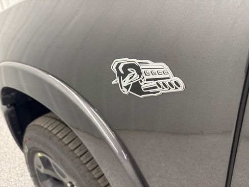 New 2026 RAM 1500 4x4 Crew Cab image 11