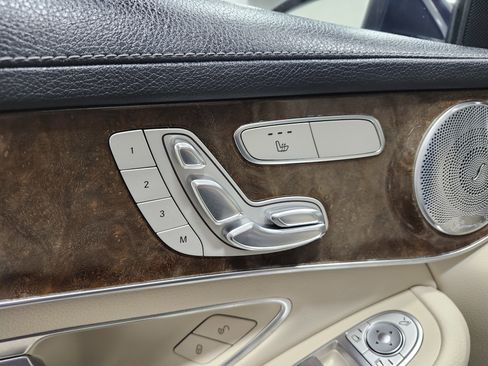 Used 2016 Mercedes-Benz GLC 300 4MATIC image 25