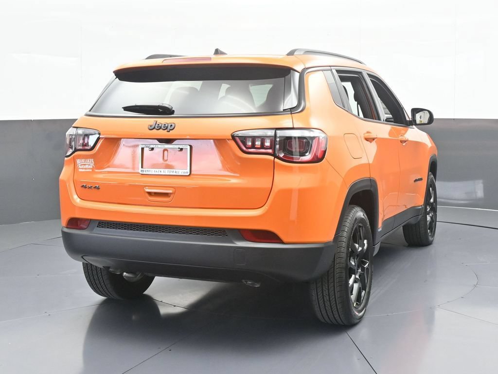 New 2026 Jeep Compass Latitude AWD/4WD image 5