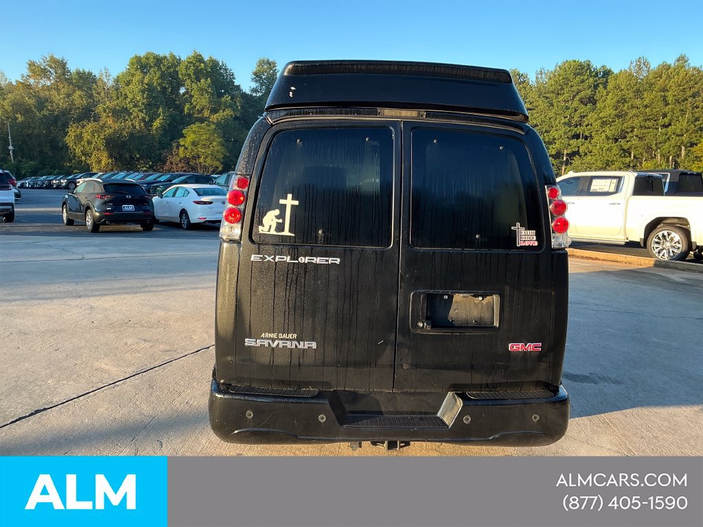 Used 2017 GMC Savana 2500 RWD image 8