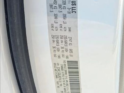 Used 2018 Chrysler Pacifica Limited image 16