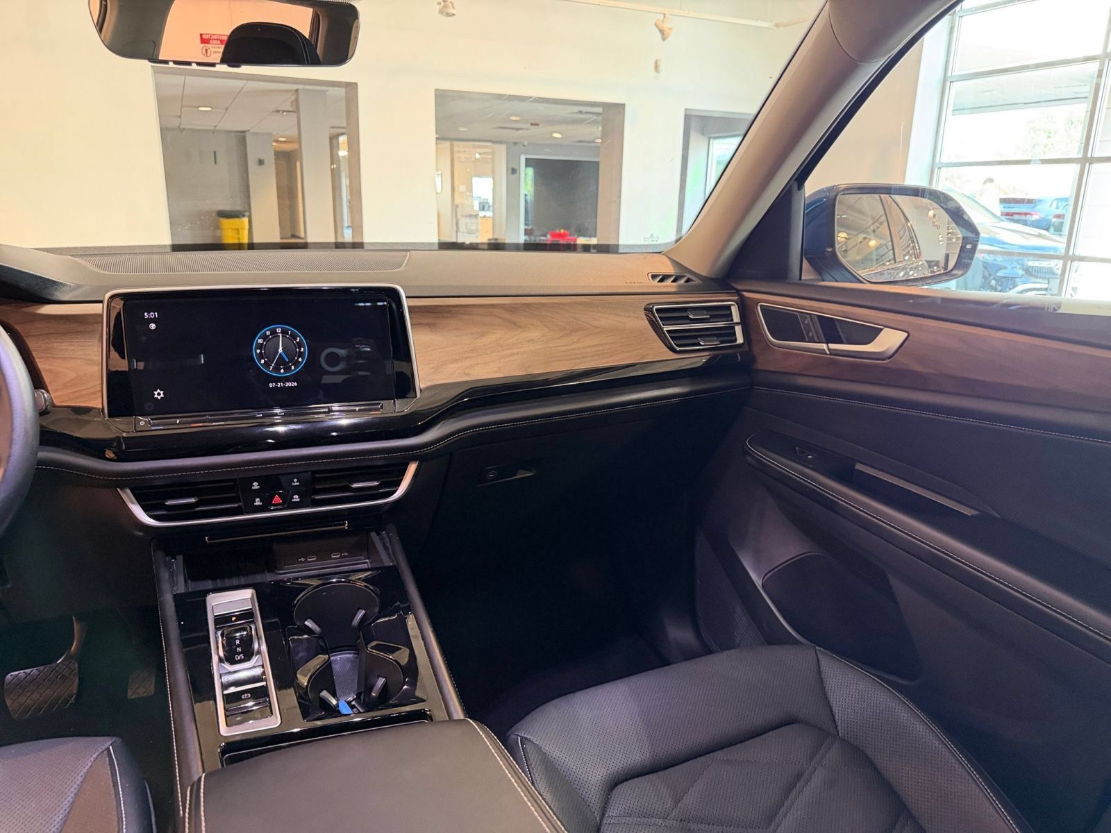 Used 2026 Volkswagen Atlas SE AWD/4WD image 36