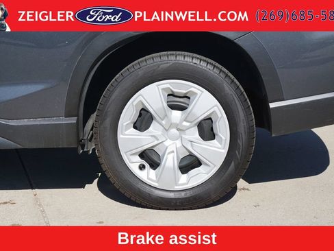 Used 2024 Subaru Forester AWD/4WD image 6
