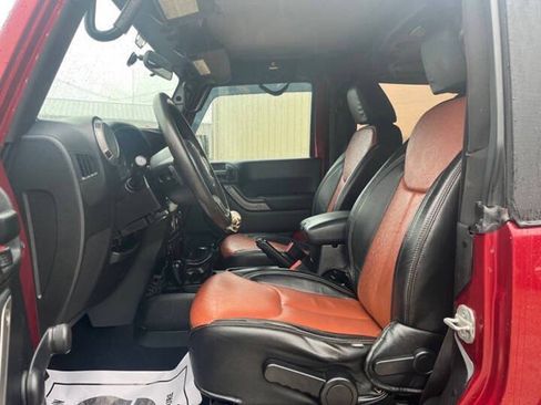 Used 2013 Jeep Wrangler Sport AWD/4WD image 10