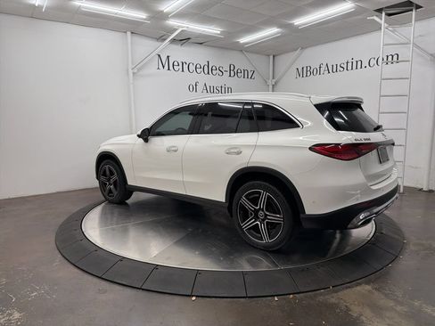 Used 2026 Mercedes-Benz GLC 300 image 5