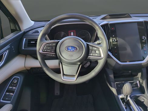 Used 2025 Subaru Ascent Limited AWD/4WD image 14