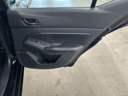 Used 2024 Nissan Altima 2.5 SV image 16