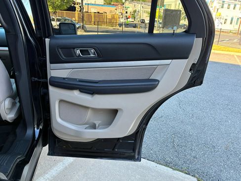 Used 2018 Ford Explorer 4WD image 15