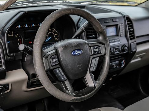 Used 2018 Ford F150 XL w/ Equipment Group 101A Mid RWD image 12