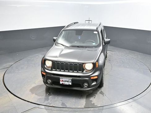 Used 2019 Jeep Renegade Latitude image 33